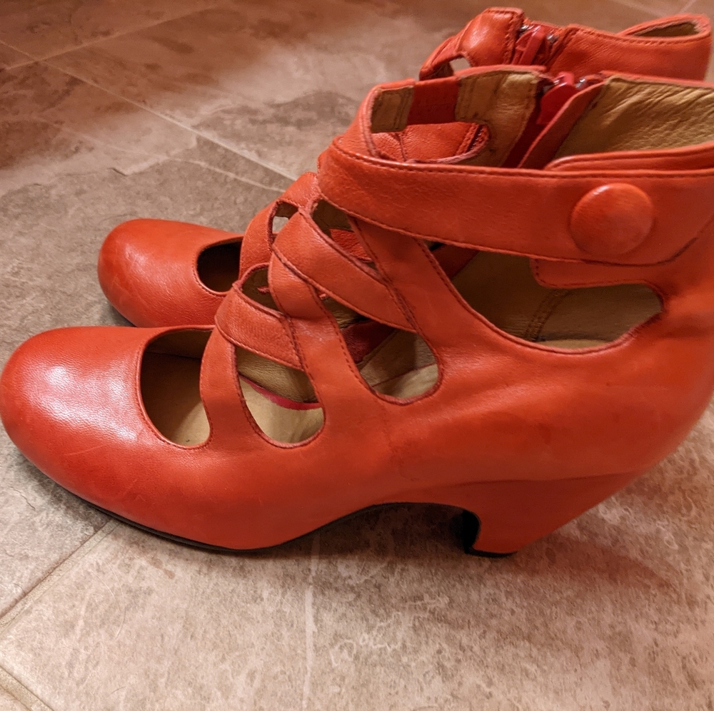 Miz Mooz Red Leather Sedona Strappy Ankle Booties US Size 8.5